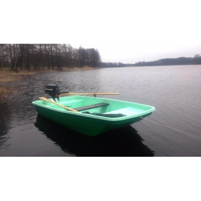 Plastikinė valtis NIKA 300 Trimaranas