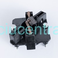 Angliukai - šepetėliai su korpusu - maži Angliukai - šepetėliai su korpusu - maži